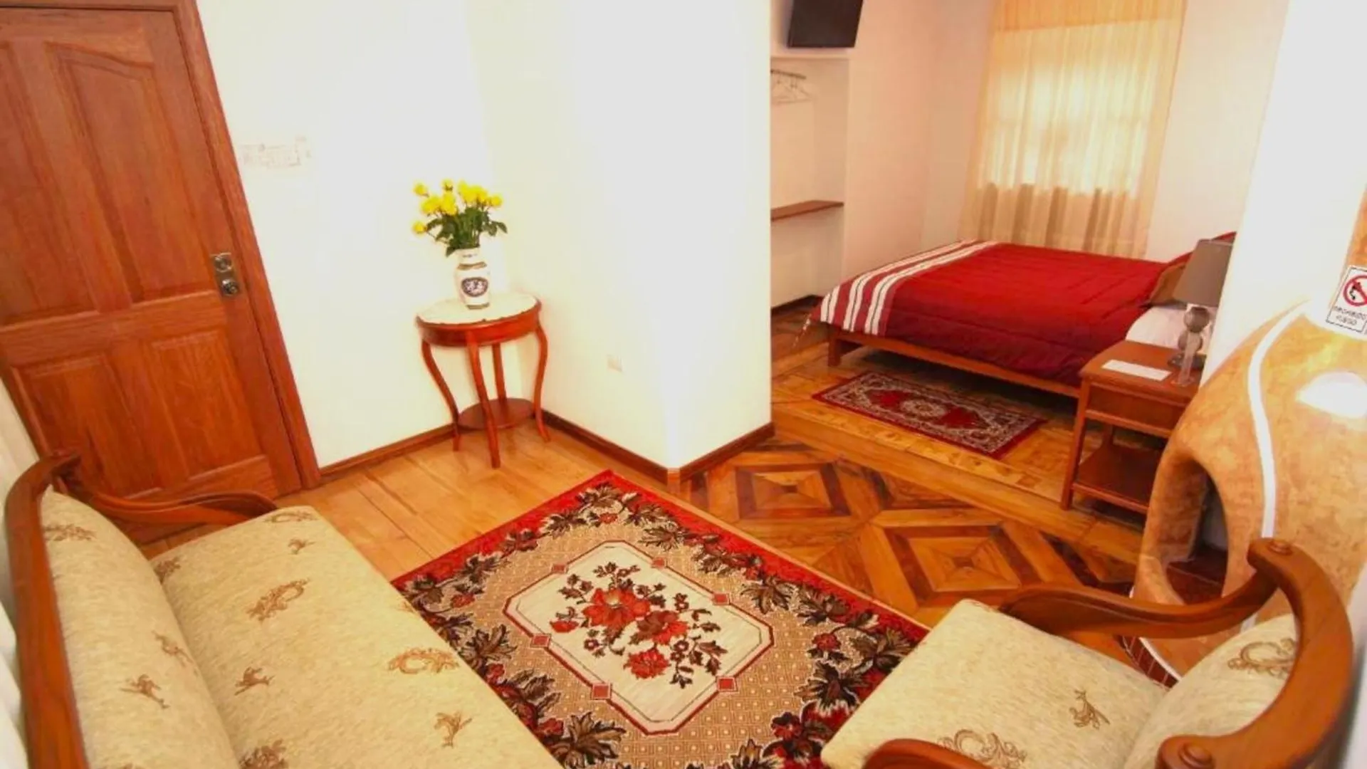 Casa Hotel Las Plazas Quito