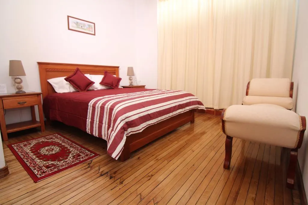 Casa Hotel Las Plazas Quito