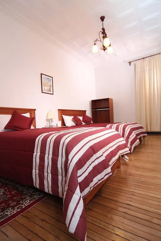 Casa Hotel Las Plazas Quito