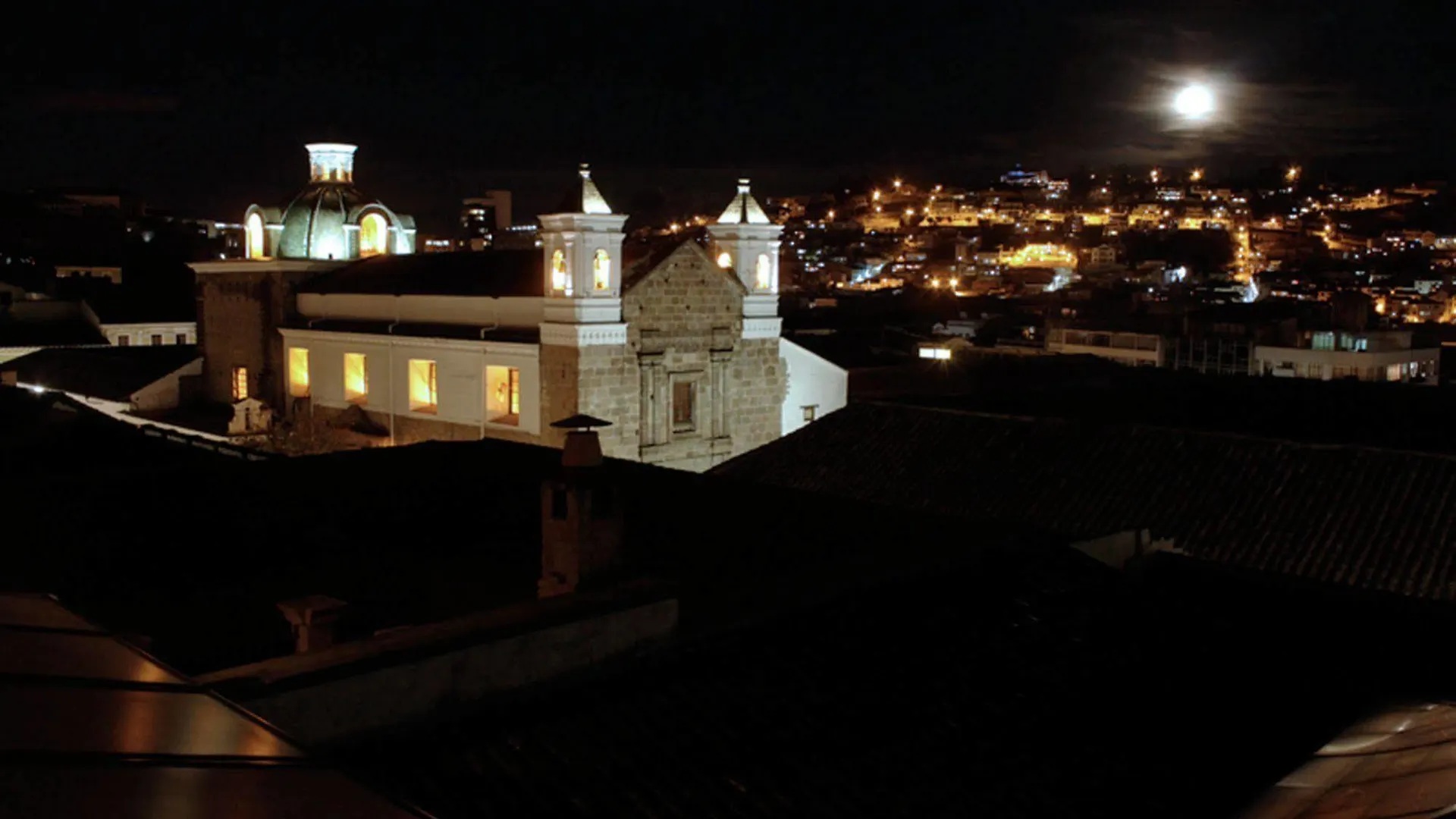 Casa Hotel Las Plazas Quito 3*,